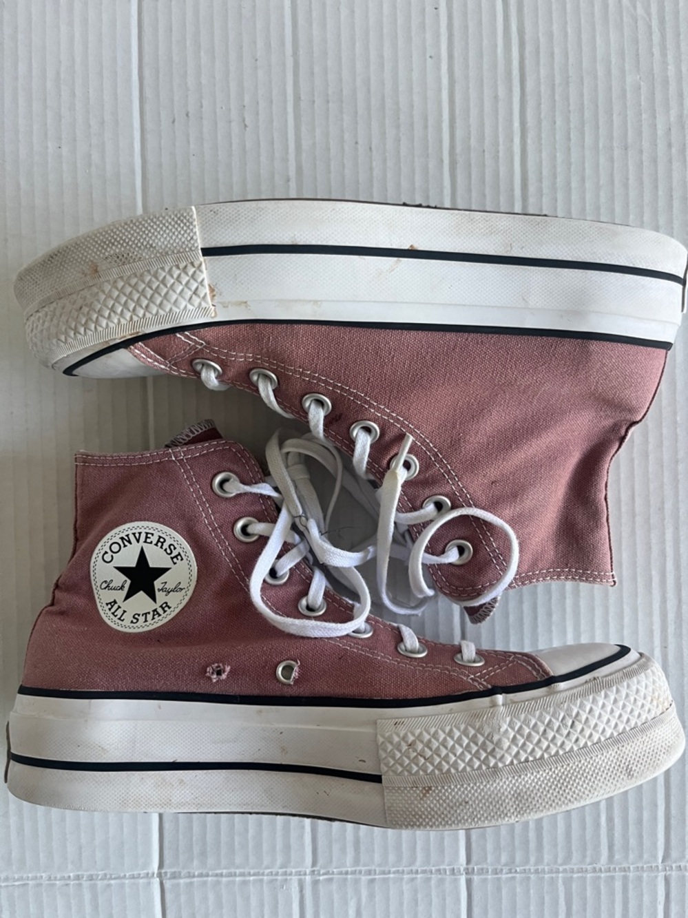 Converse Chuck Taylor All Star Lift Platform High Tops A01367F
